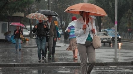В Укргидрометцентре предупредили несколько областей о сильных ливнях завтра - 285x160