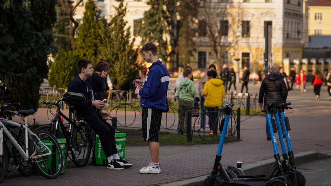 Синоптики рассказали, когда в Украину придет весеннее тепло