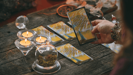 Гороскоп на 22 грудня за картами Таро для всіх знаків Зодіаку - 285x160