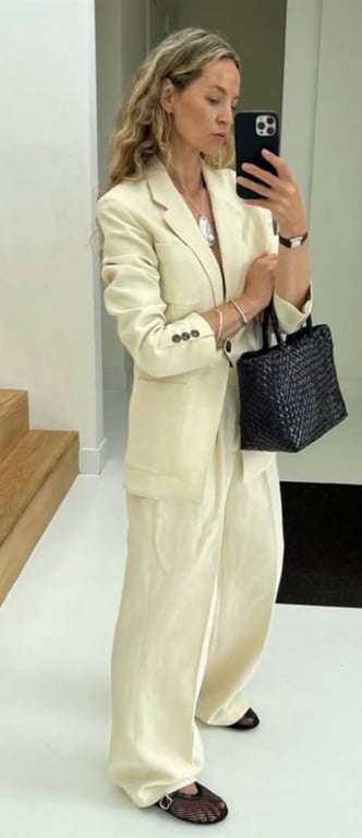 Одяг з льна завжди має доречний вигляд