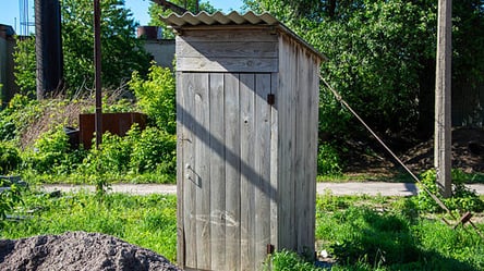 Запах в уличном туалете исчезнет — лучшие методы и средства - 285x160