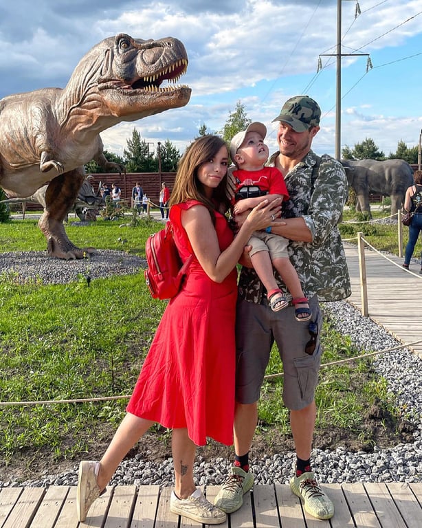 Дмитрий Черкасов с семьей