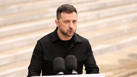 Зеленский объяснил, что мешает работать над дальнобойным оружием - 285x160