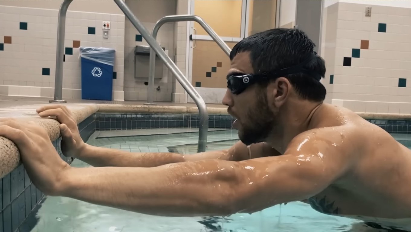 Василий Ломаченко