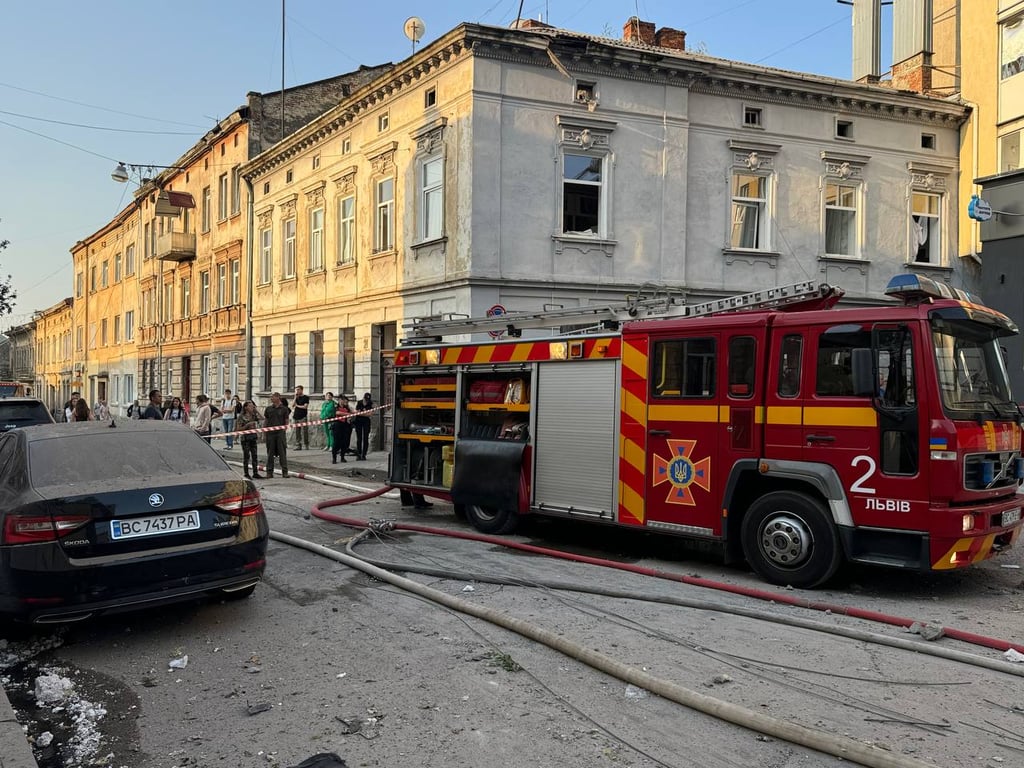 Удар по Львову — у місті знову зросла кількість загиблих - фото 7