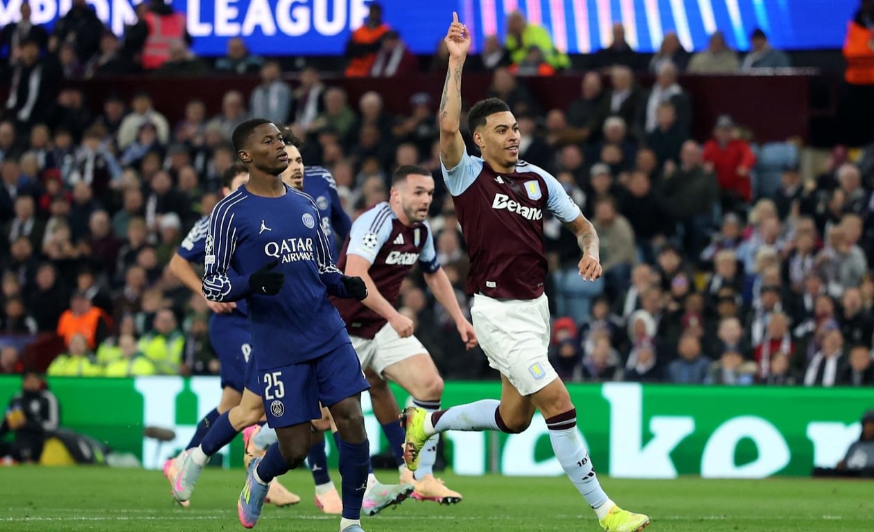 Матч Астон Вилла - ПСЖ