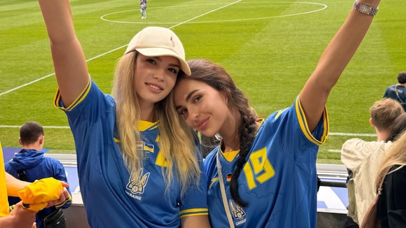 Кристина Шацких поддержала Шапаренко в победном матче Украины на Евро-2024