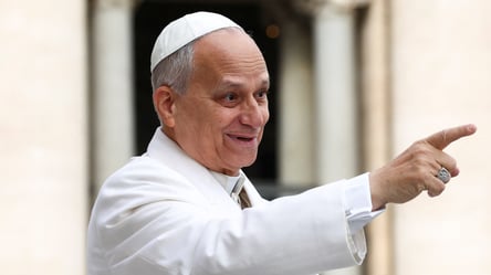 Ми не політики: понтифік прокоментував звинувачення з боку Трампа - 290x160