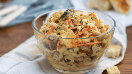 Салат "Рассвет" — рецепт, вкуснее оливье и крабового - 285x160