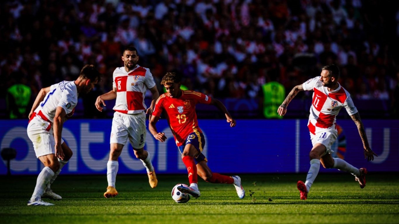 Разгром Хорватии и остальные главные события второго дня чемпионата Европы