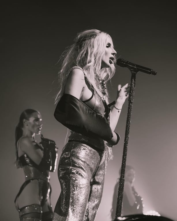 Відома українська співачка зламала руку під час зйомок кліпу - фото 1