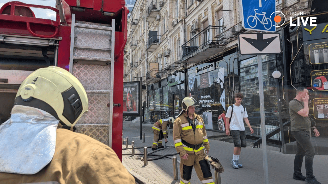 Київ пожежа 3 червня
