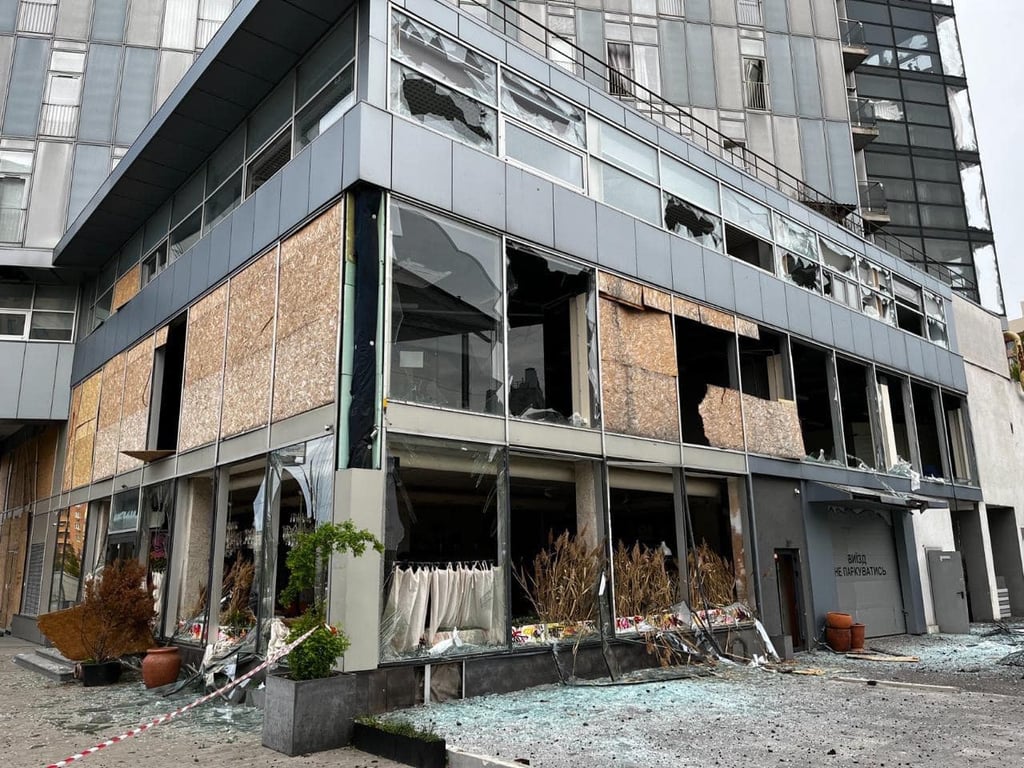 Наслідки ракетного удару по Харкову. Фото: Сергій Болвінов/Facebook