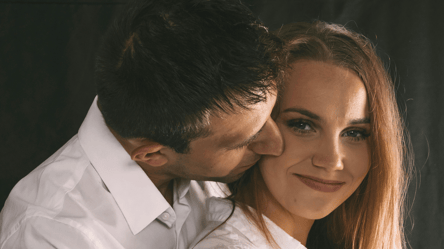 Поцелуи скажут больше слов — что выдает влюбленного мужчину - 285x160