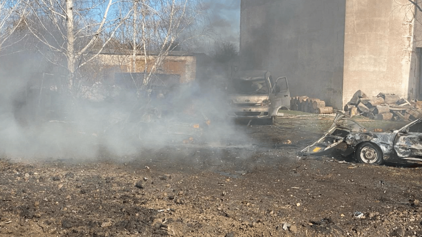 Окупанти вдарили авіабомбами по Сумах та області — є поранені