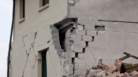 На западе Франции произошло сильное землетрясение - 285x160