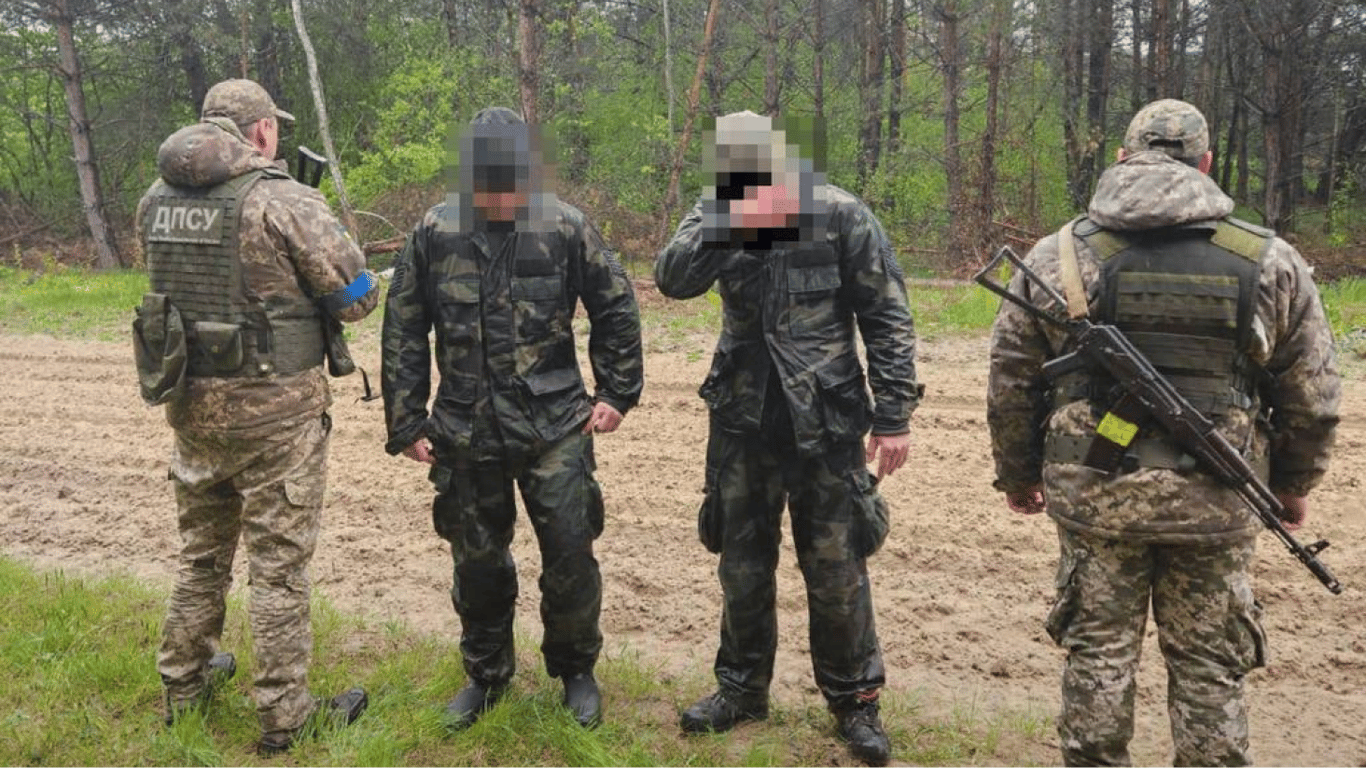 Пограничники задержали антиуклонистов — мужчины переплыли реку, чтобы вернуться в Украину