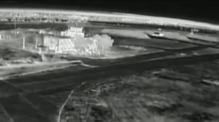 Успішна атака на Крим — ВМС показали удар по аеродрому - 285x160