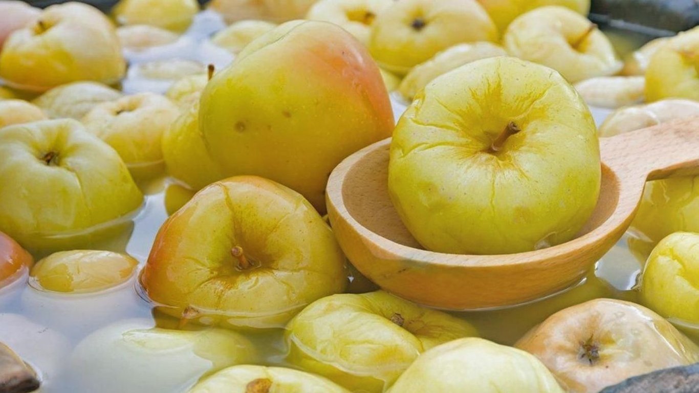 Квашені яблука криниця вітамін