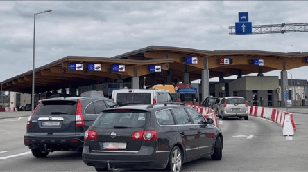 Дорога в Молдову заблокирована — движение на трассе Одесса-Рени - 290x166