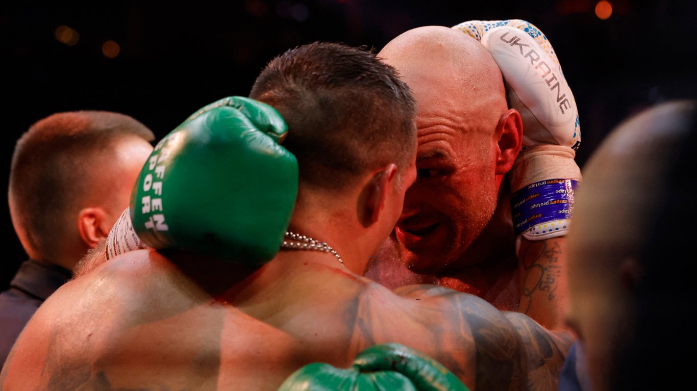 Олександр Усик та Тайсон Ф'юрі