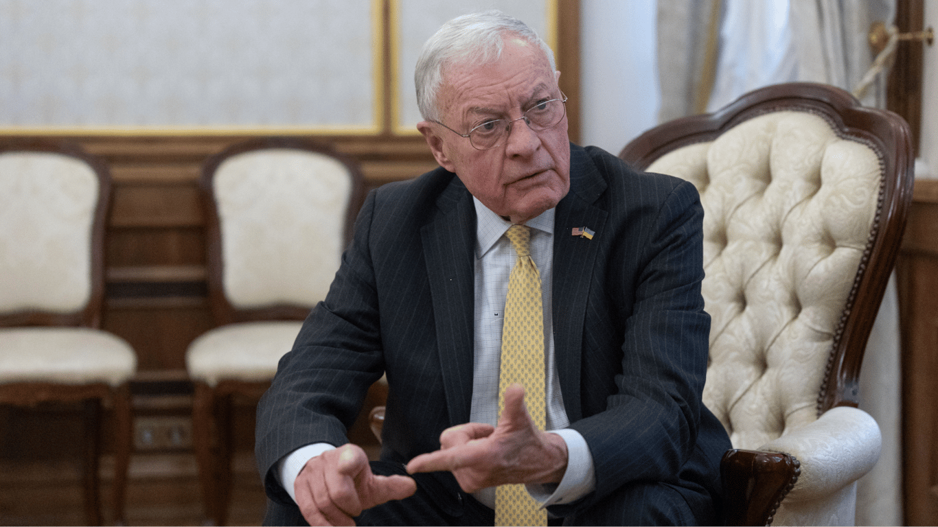 Жорстокий хлопець: Келлог порівняв Зеленського з Трампом