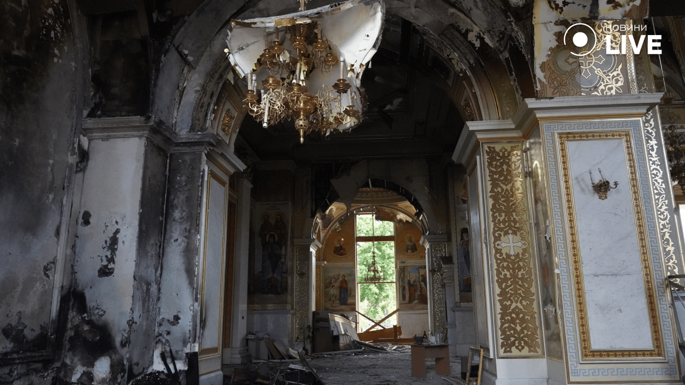Випалений пожежею храм. Фото: Новини.LIVE