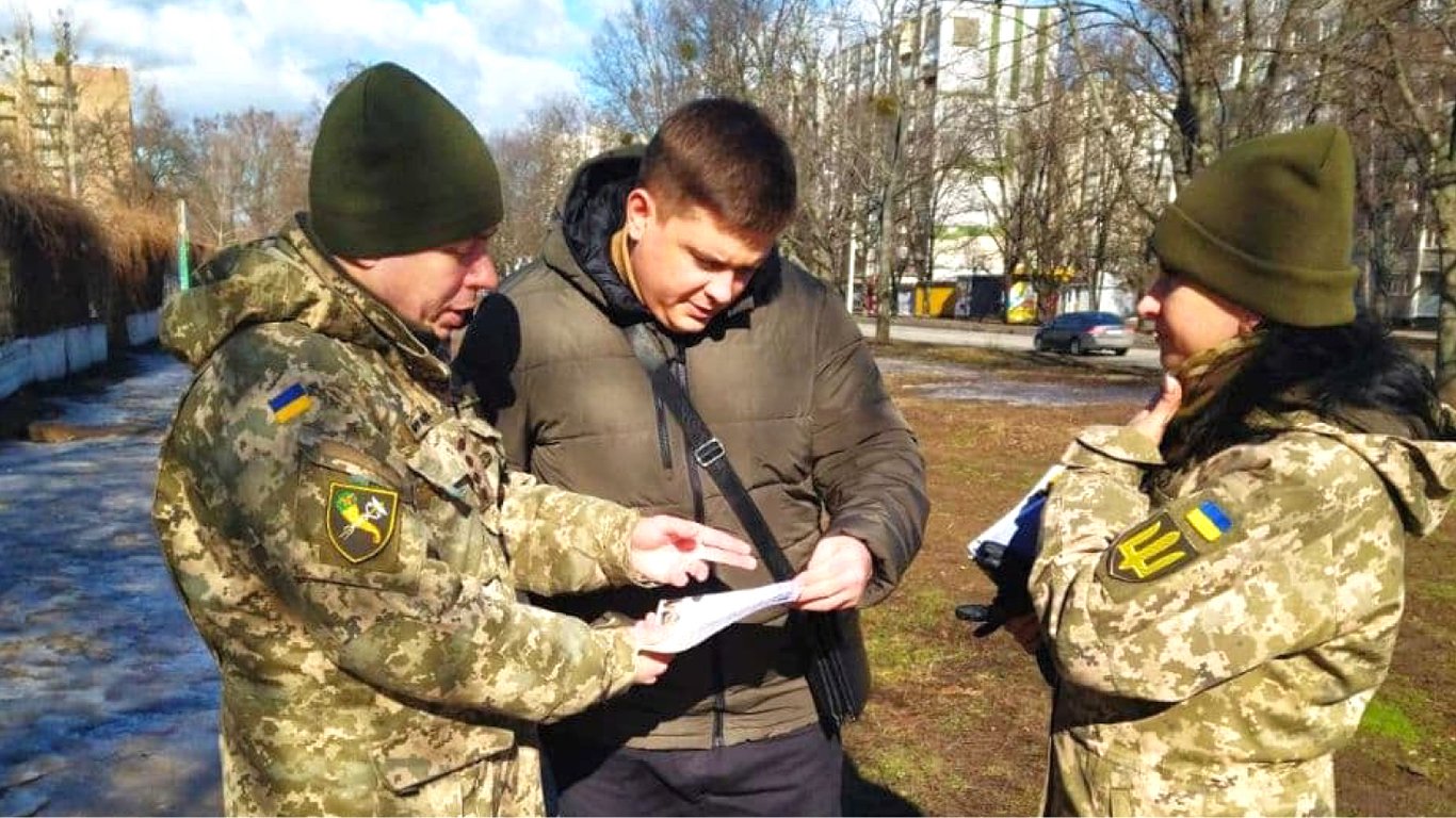 Мобілізація в Україні — де ТЦК заборонено вручати повістки чоловікам