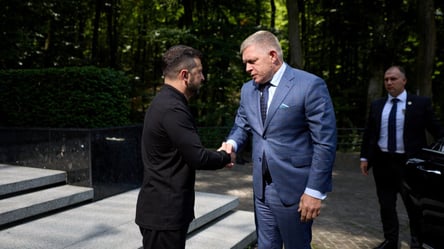 Фіцо підтримав мирні ініціативи України та "формулу Зеленського" - 285x160