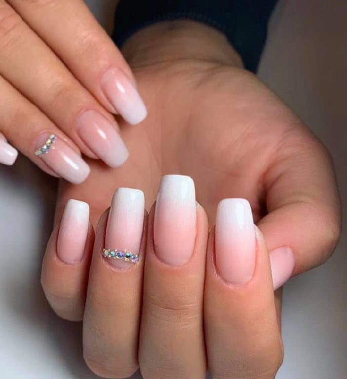 Френч-омбре має дуже елегантний вигляд