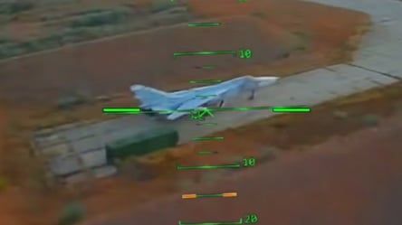 Ukraine strikes five airfields deep inside Russia - 304x171