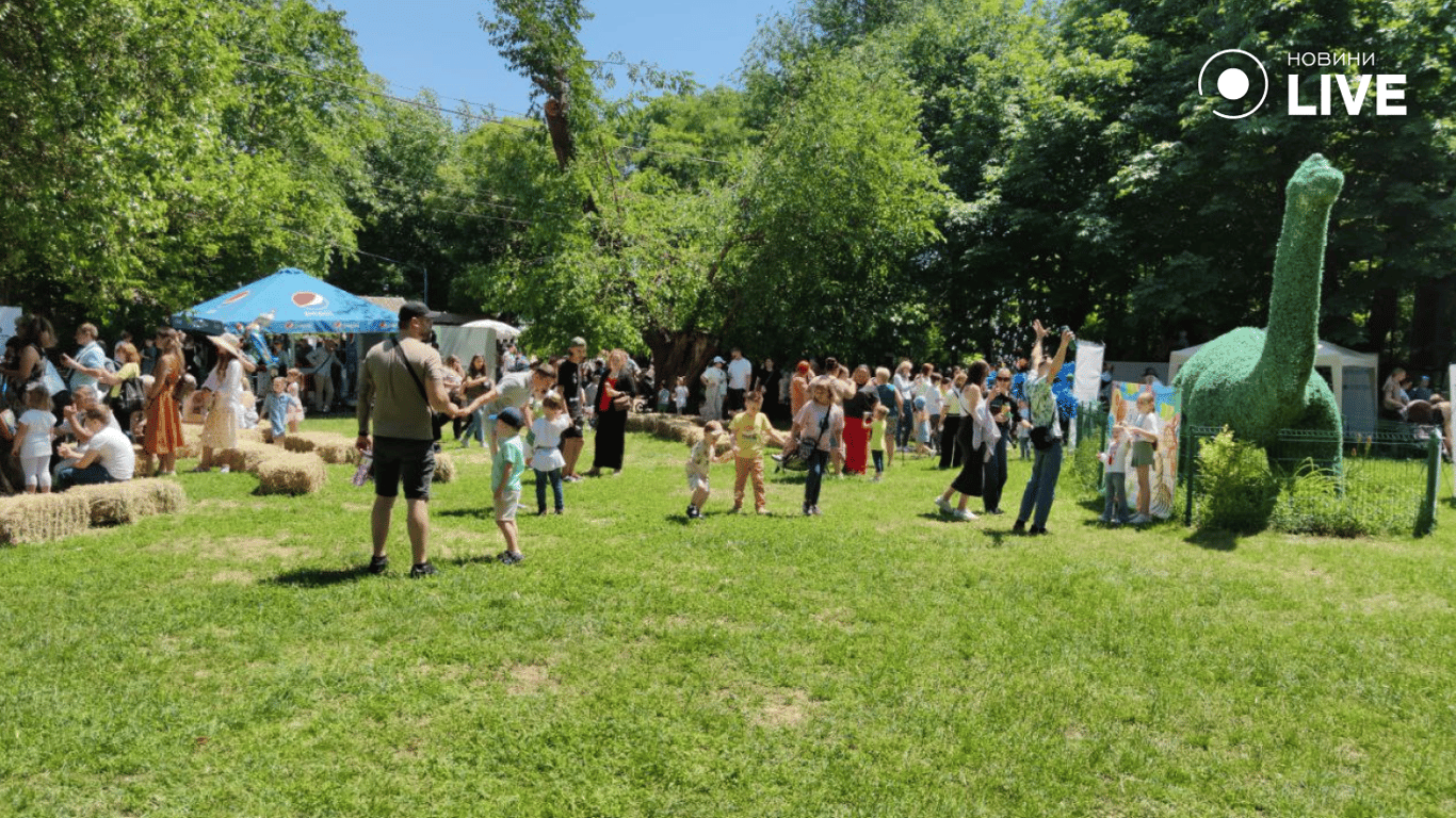 День защиты детей — в Одесском зоопарке уничтожили "обезьяну с гранатой" - фото 1