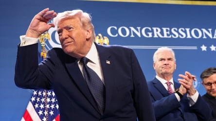 У Пентагона закончились цели: Трамп требует бомбить Иран дальше - 290x166