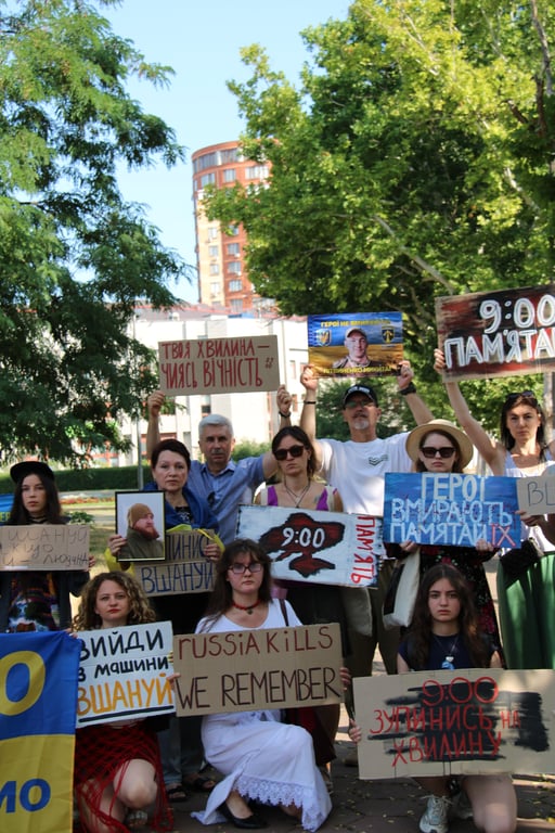 В Одесі вшанували пам'ять загиблих від війни — яким чином - фото 4