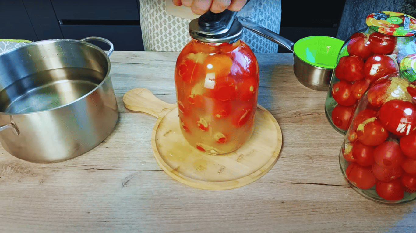 помідори з гірчицею на зиму рецепт