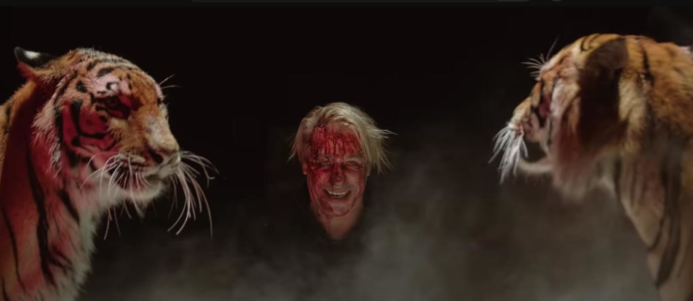 Музикант Тілль Ліндеманн у новому кліпі. Фото: youtube.com/