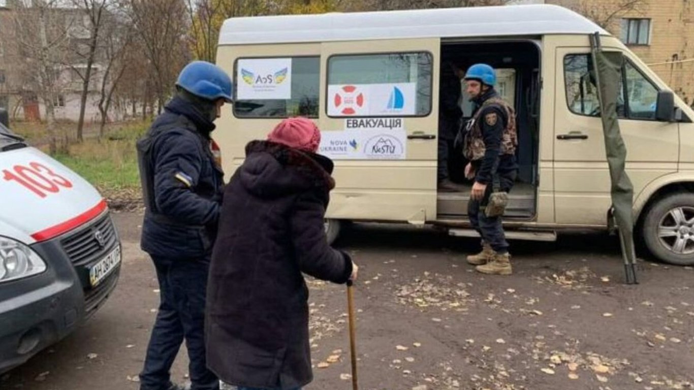 Эвакуация из Херсона: выезжают ли люди