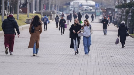 Погода в Україні сьогодні — де буде майже весняне тепло - 290x160