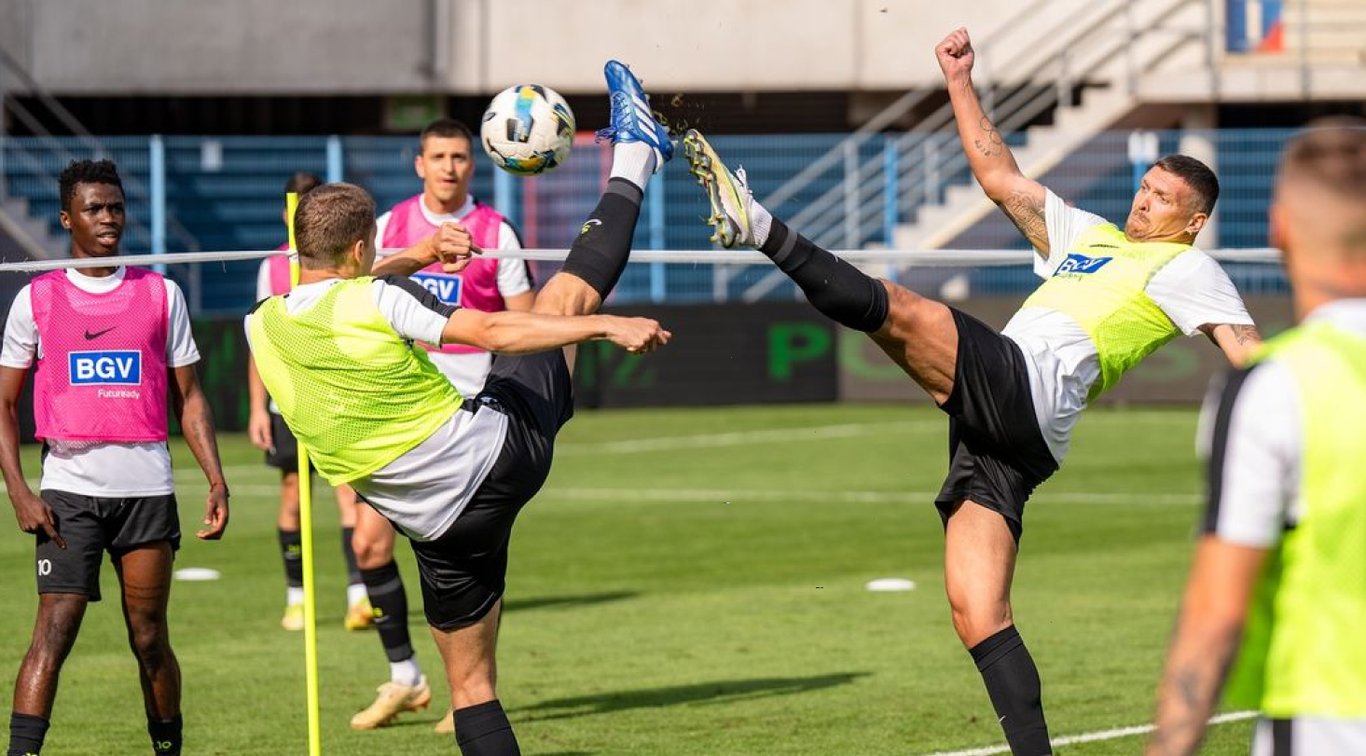 Александр Усик