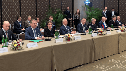 Нічого особливого — в ОП розкрили деталі зустрічі з Мединським - 285x160