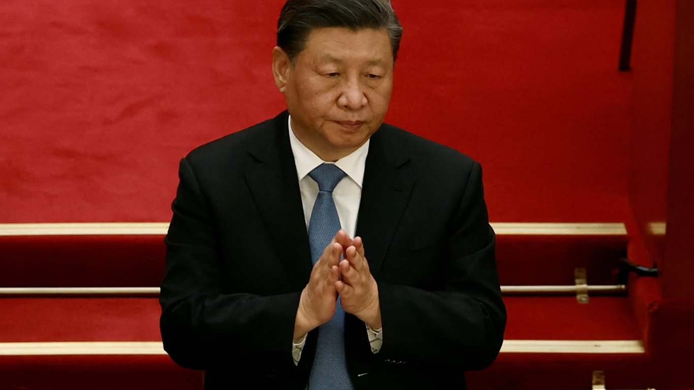Китай поскаржився на санкції США, введені проти нього: що сталося