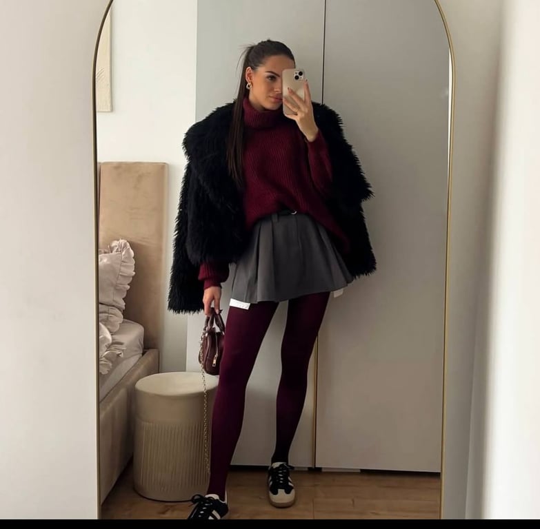 Бордові колготи на холодний сезон, що треба