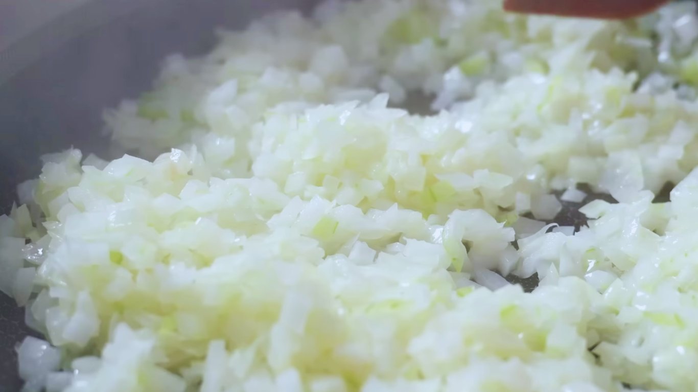 рецепт хека з цибулею