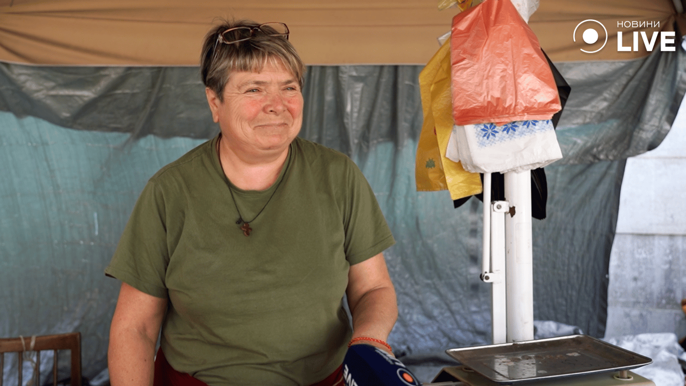 Продавчиня Світлана про ціни на овочі