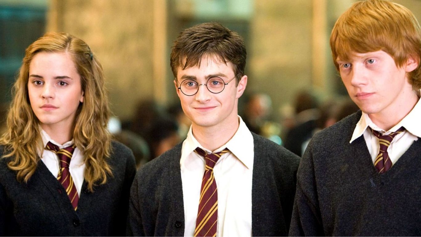 Проекту официально быть: вышел первый тизер предстоящего сериала о Гарри Поттере