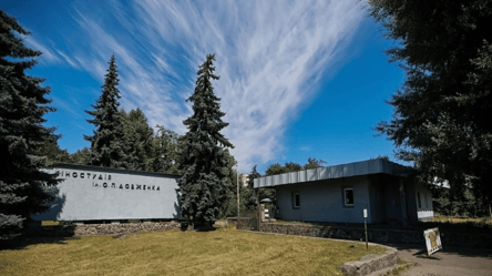 В Киеве ударом РФ повреждена киностудия Довженко — фото - 285x160