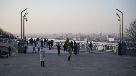 Синоптики прогнозируют в Украине переменчивую погоду и до +16°C тепла - 290x166