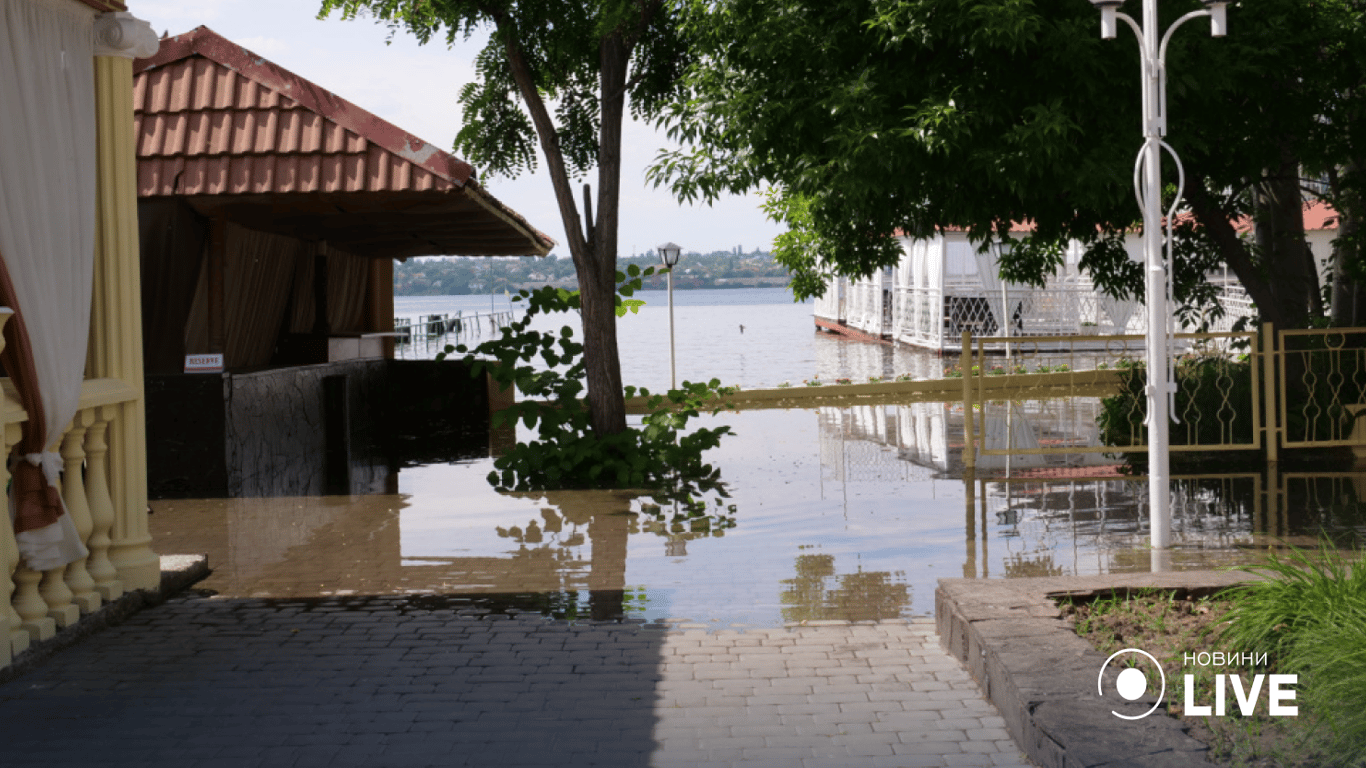 Рівень води в акваторії Миколаєва знизився ще на 6 см