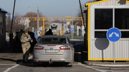 Страховий поліс для перетину кордону Польщі: на яку суму оформлювати у 2026 - 285x160