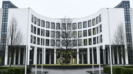Прокуратура Германии требует конфисковать 720 млн евро у российского банка — какая причина - 285x160